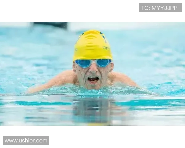 自由泳技术解析与训练方法探索 提升游泳速度与耐力的关键要素 自由泳技术解析与训练方法探索 提升游泳速度与耐力的关键要素