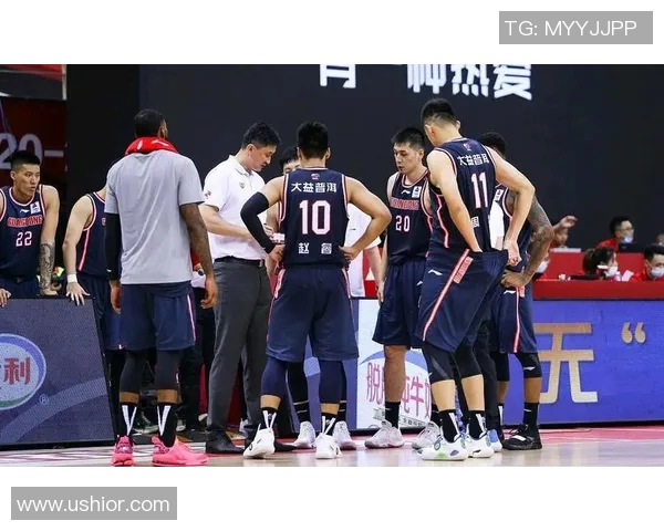 广州篮球队的比赛经验揭秘:从战术到团队协作的全方位分析 广州篮球队的比赛经验揭秘:从战术到团队协作的全方位分析